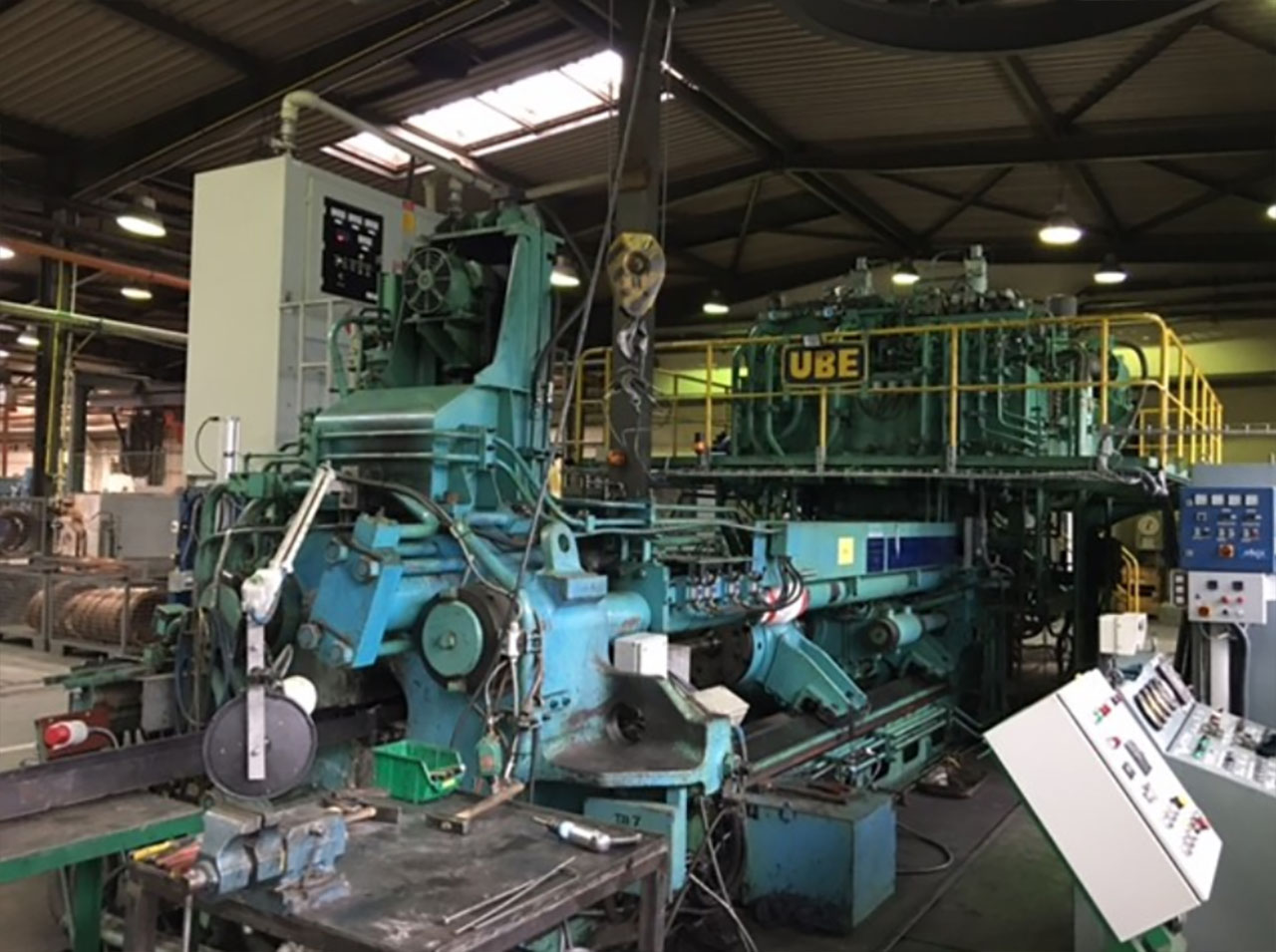 UBE 800T aluminium extrusion press PR2469, used