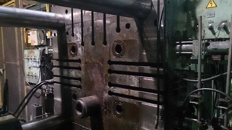 Weingarten GDK 1350 soğuk kamara döküm makinesi, kullanılmış KK1322
