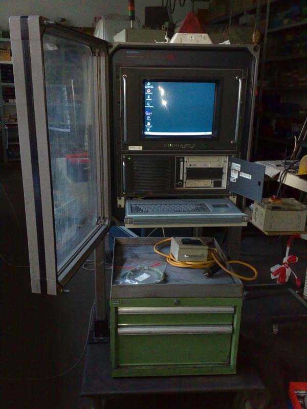 Electronics Product Control Diecasting Analysator, used