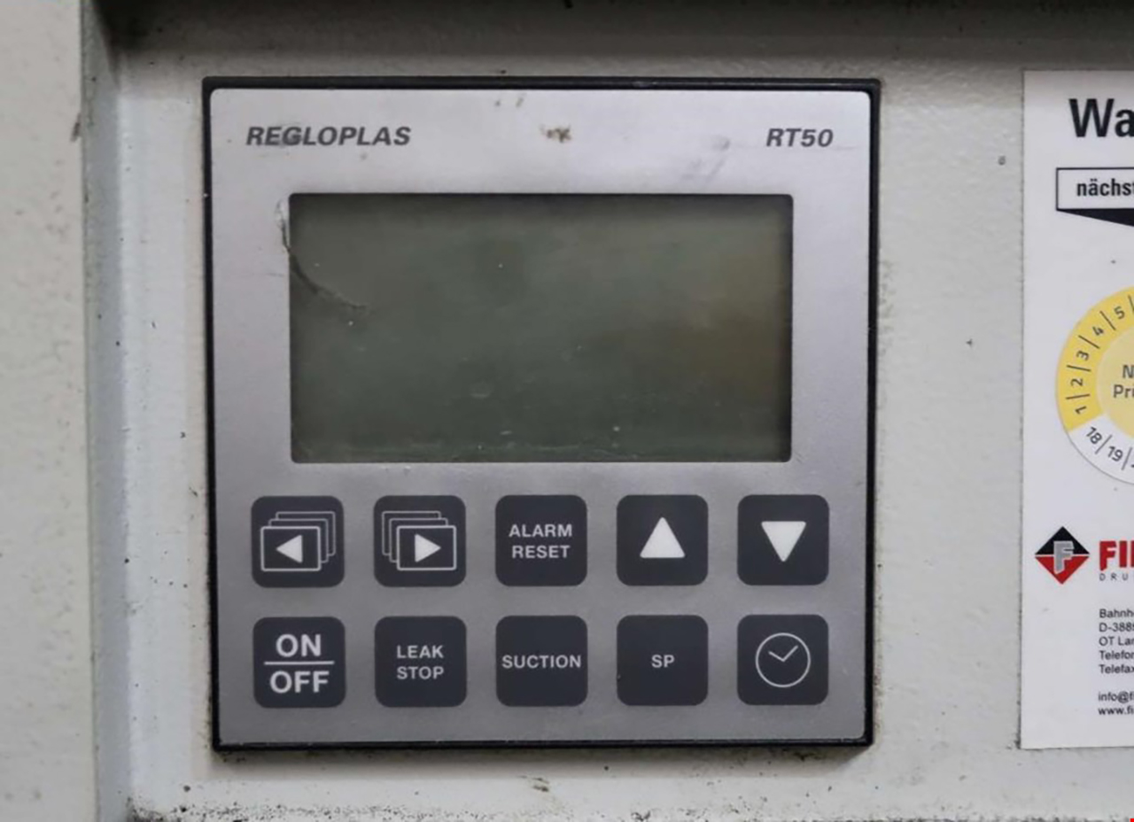 Regloplas 300DG/12/FM30/1K/RT50 temperature control unit ZU2146, used