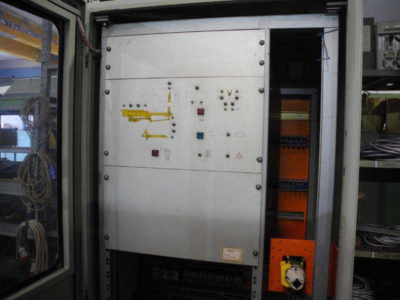 Italpresse CAM 2M metal loader, used MD1604