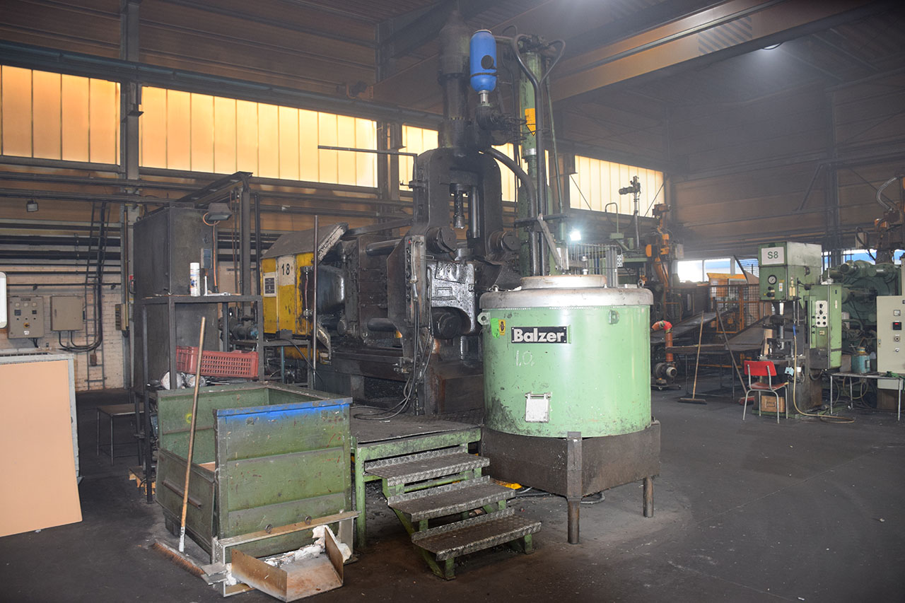 Idra OLV 300 cold chamber die casting machine KK1464, used