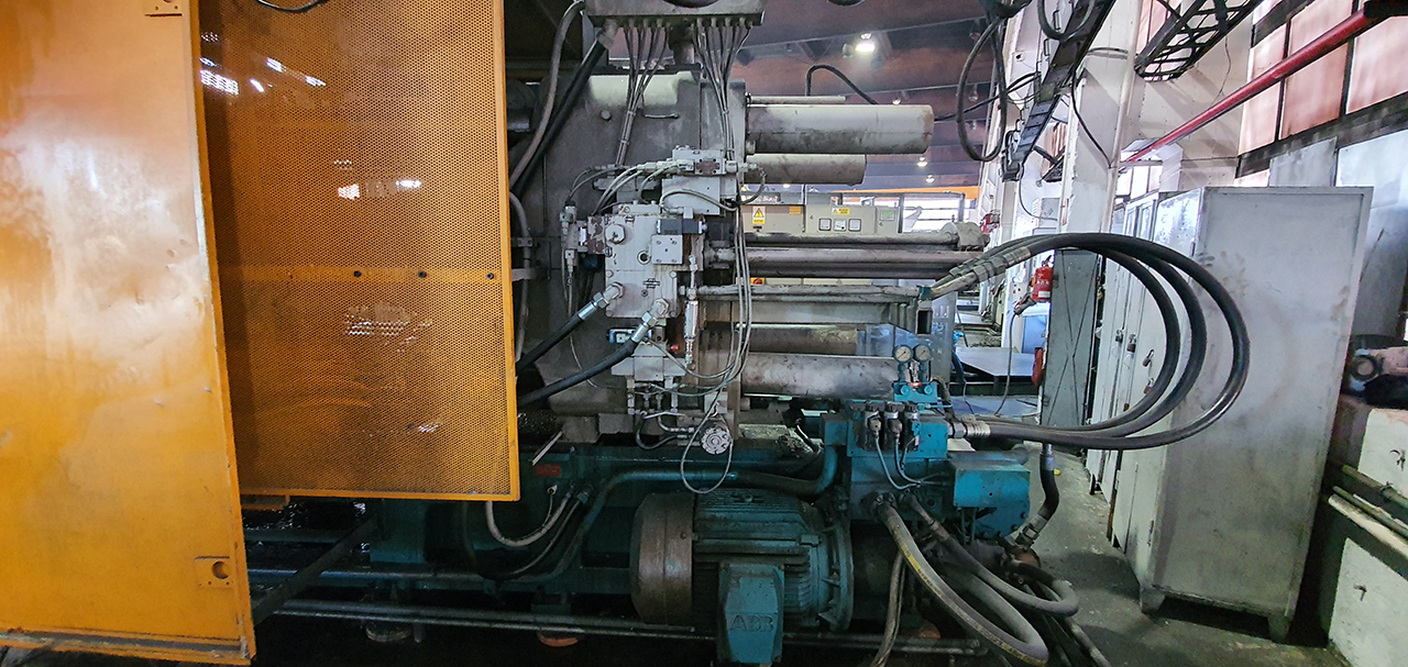 Bühler GDS-H-630 B İkinci el soğuk kamaralı basınçlı döküm makineleri, KK1560