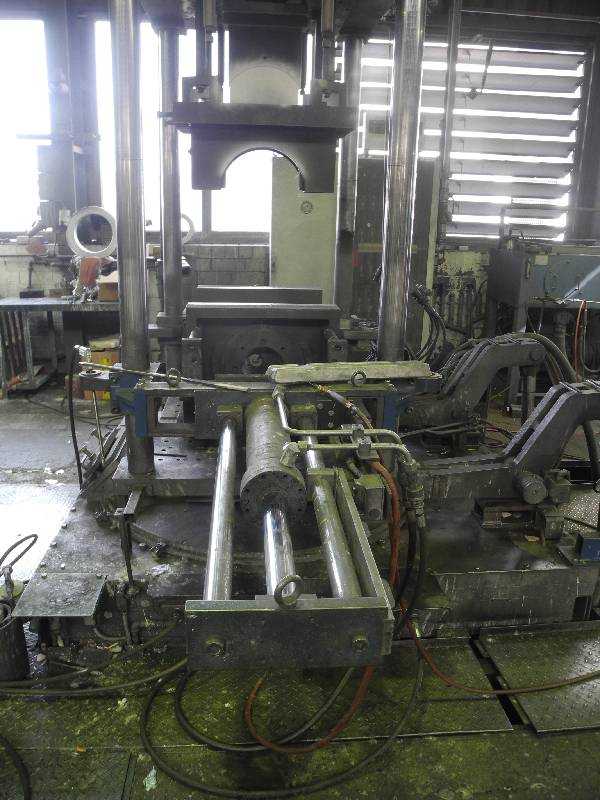 Kurtz Al 10-7TC Low Pressure Die Casting Machine, used