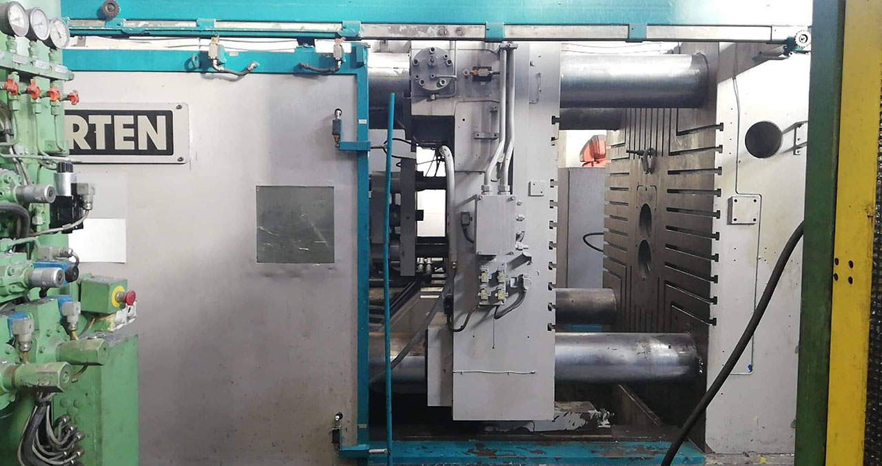 Muller Weingarten GDK 2500 cold chamber die casting machine KK1534, used
