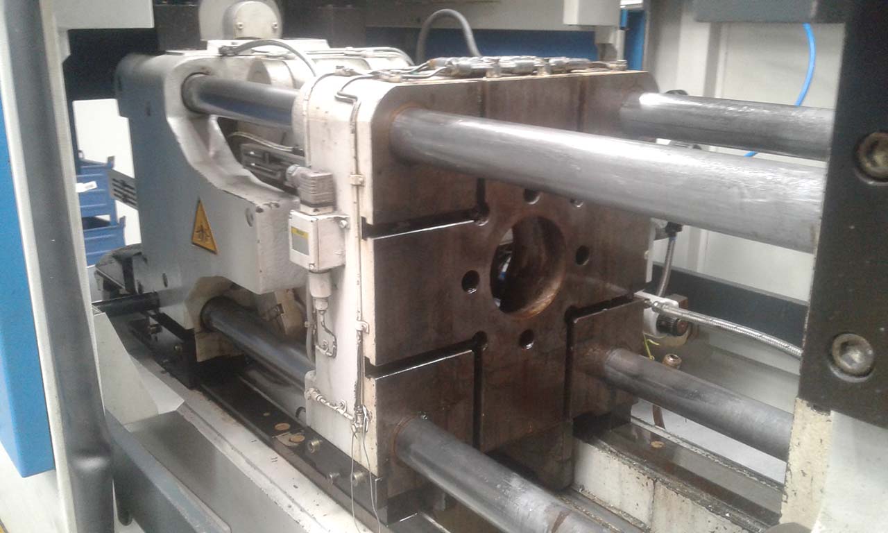 Frech DAW 50 S DV İkinci el sıcak kamaralı basınçlı döküm makinesi WK1410