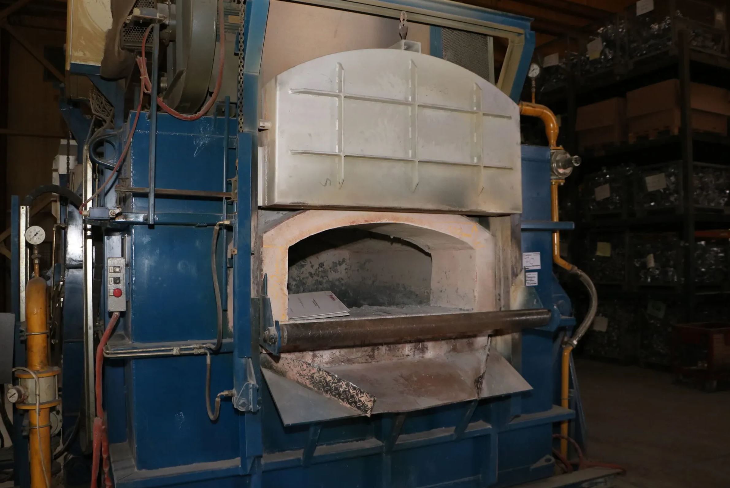 FRAMA FRA 248 melting and holding furnace O1818, used