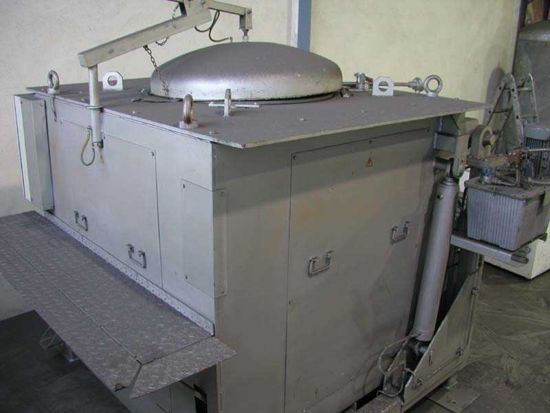 StrikoWestofen CMHC T 1000 crucible furnace tiltable used, for aluminum