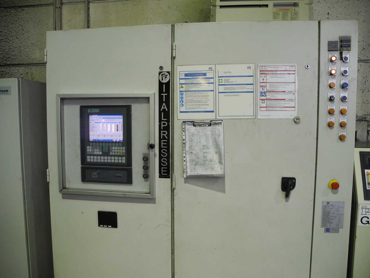 Italpresse IP 550 SC maszyna do odlewów ciśnieniowych z zimną komorą KK1574, używana