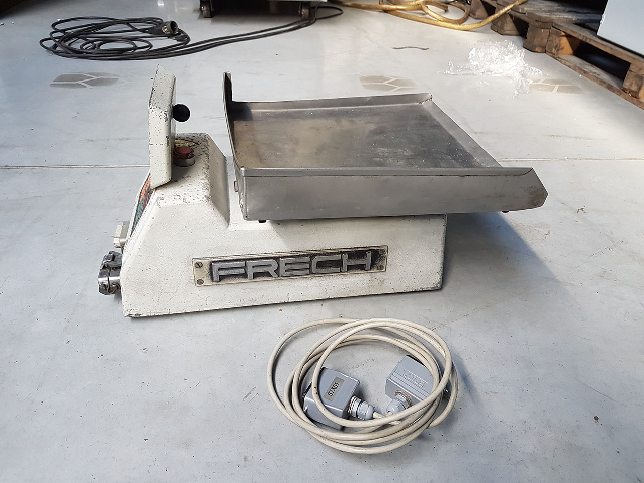 Frech Weight sensing device, used