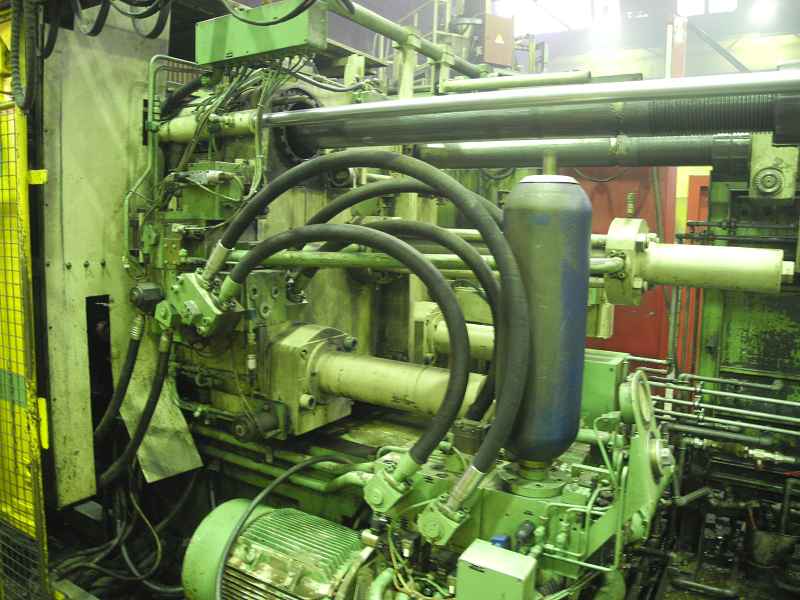 Bühler GDS-H 630 B İkinci el soğuk kamaralı basınçlı döküm makineleri