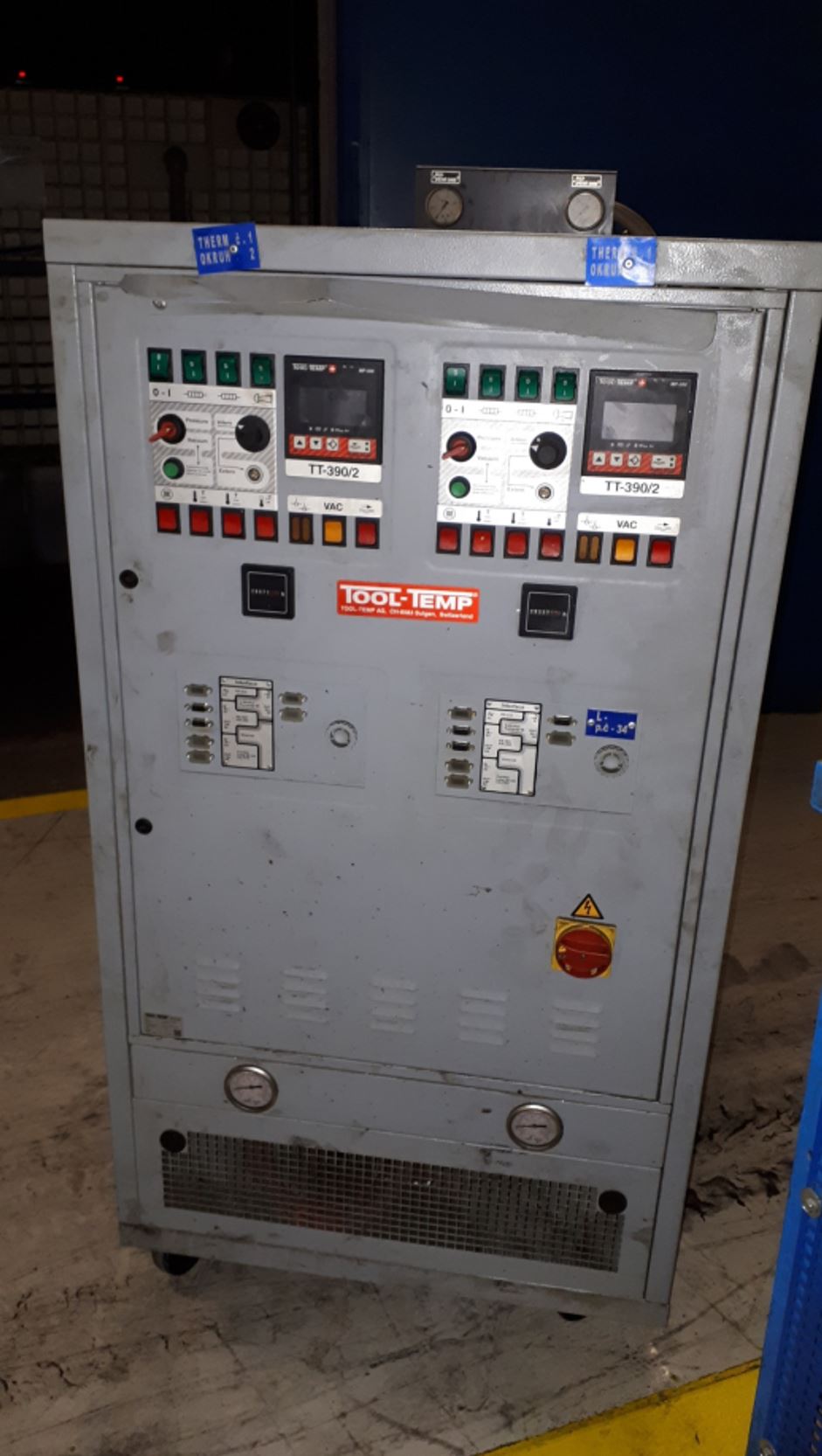 Tool Temp TT-390/2A temperature control unit ZU2092, used