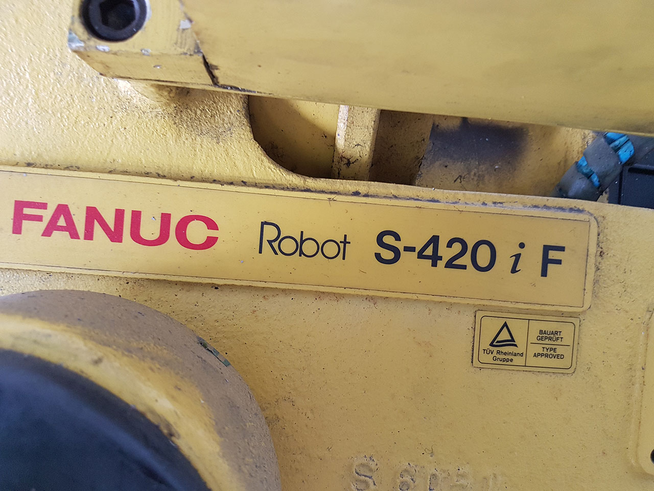 Литейный робот FANUC S-420 i F, б/у HR1815