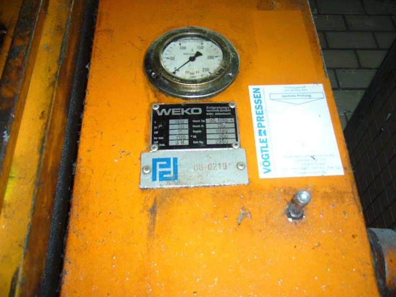 Weko WE 680-4-30 Trimming press, used